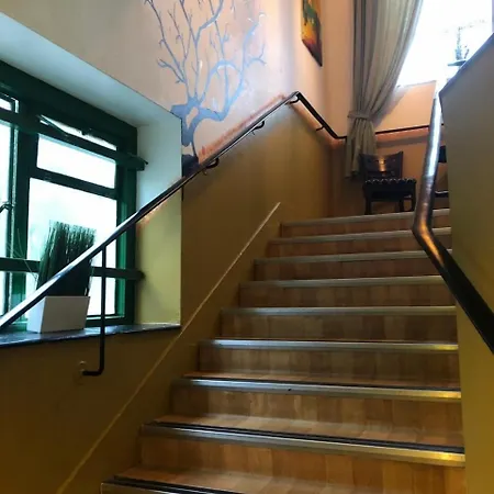 The Queens Hostel-2
